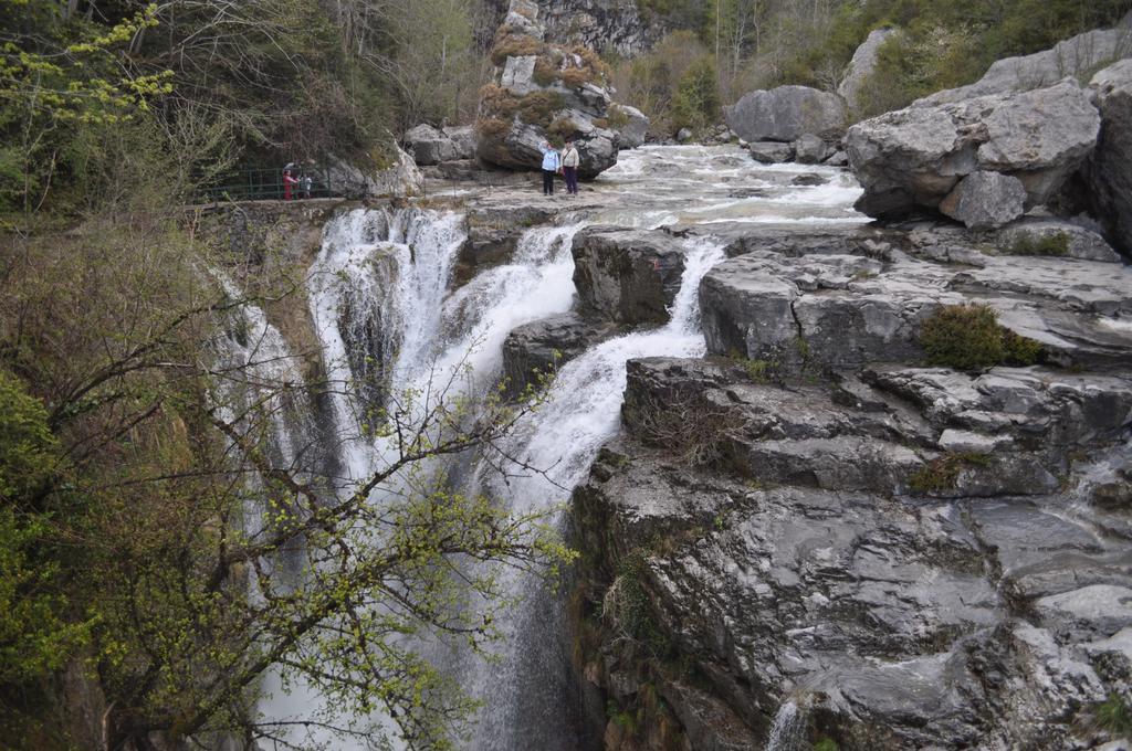 Casa Rural " El Retiro" Laspuna Ruang foto