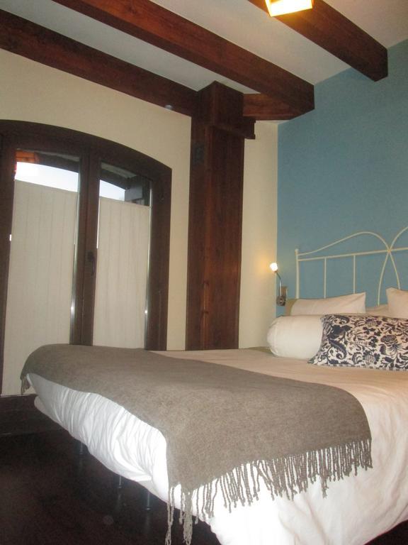 Casa Rural " El Retiro" Laspuna Ruang foto