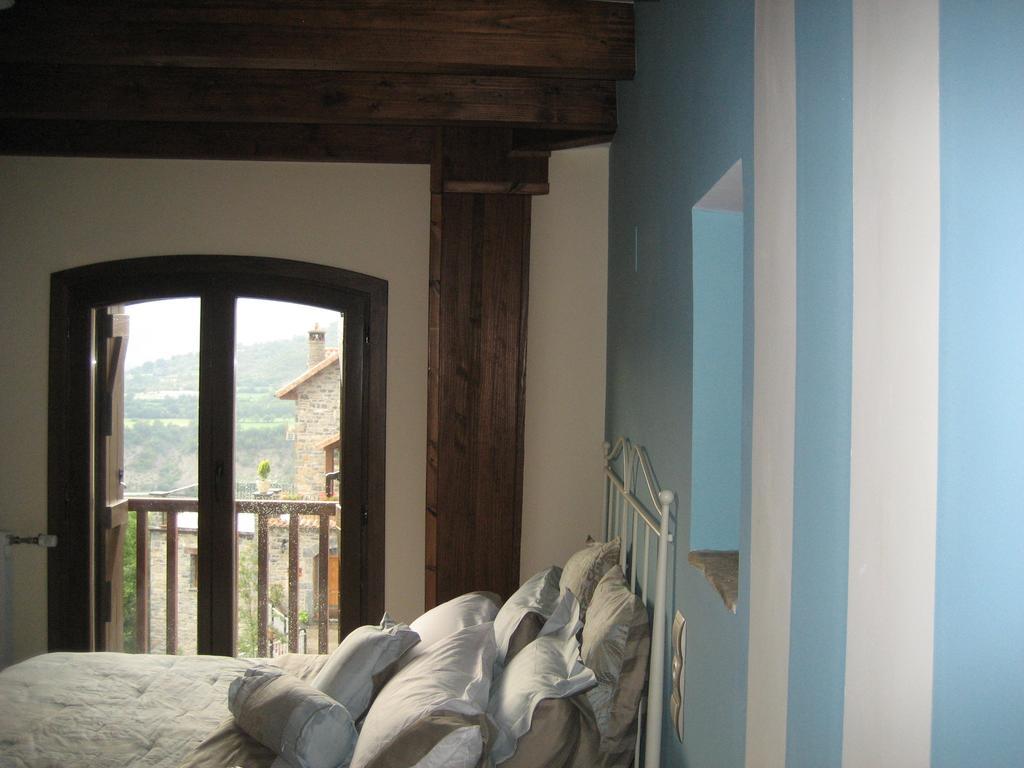 Casa Rural " El Retiro" Laspuna Ruang foto