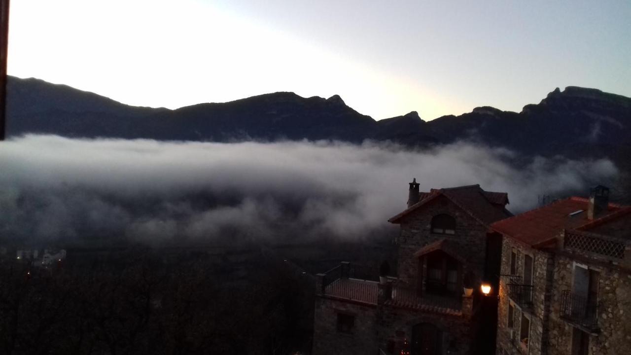 Casa Rural " El Retiro" Laspuna Bagian luar foto