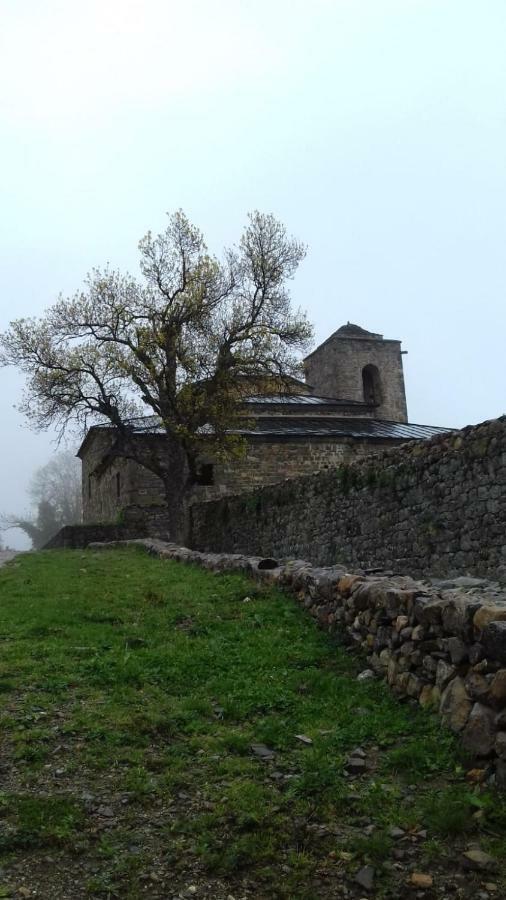 Casa Rural " El Retiro" Laspuna Bagian luar foto